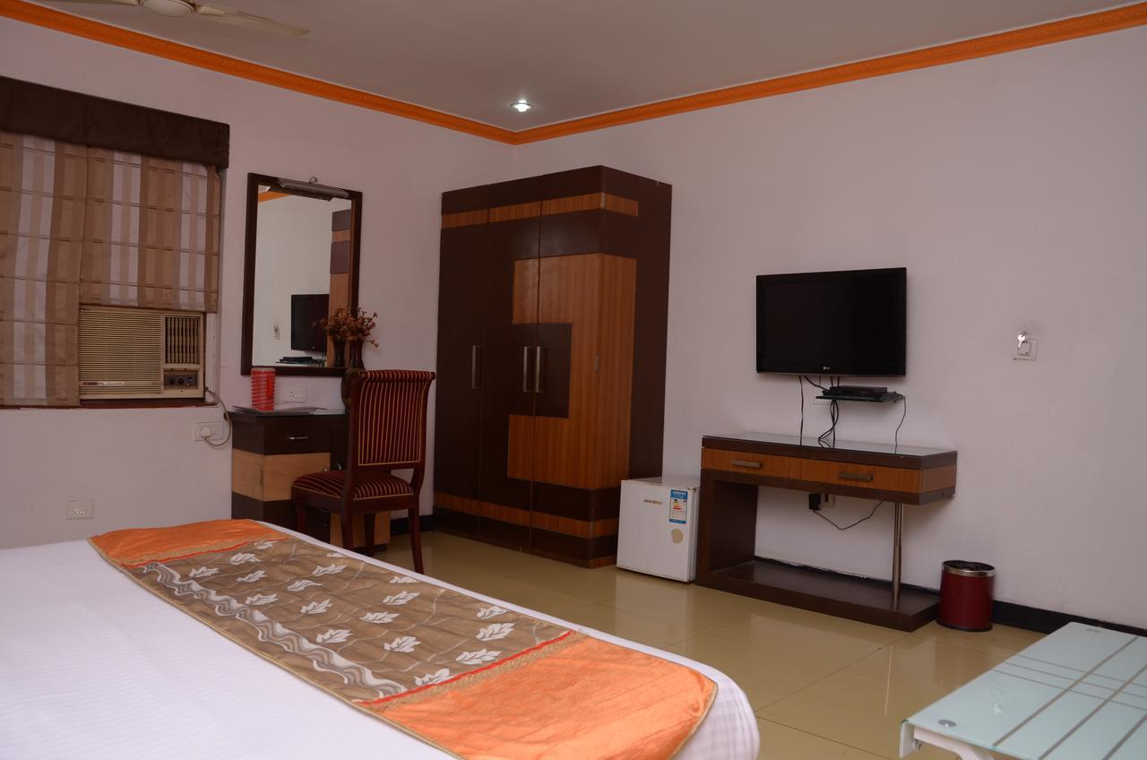 Hotel Rahul Deluxe Nagpur Exterior photo