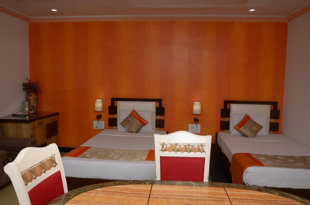 Hotel Rahul Deluxe Nagpur Exterior photo